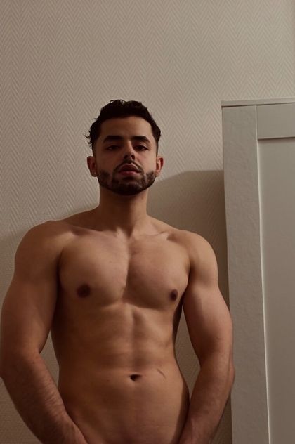 estebanvallejo18 OnlyFans picture