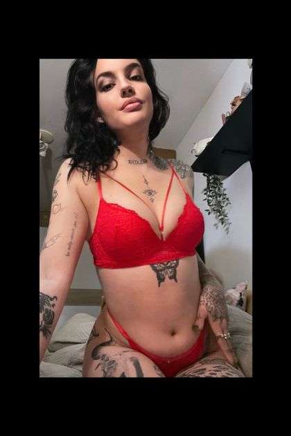 chickwithtats OnlyFans picture