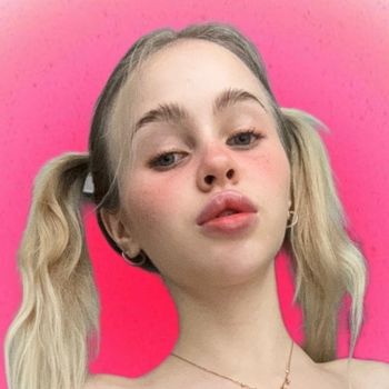 raychel_kiss OnlyFans - Stats, Graphs, Photos & Profile Comparisons