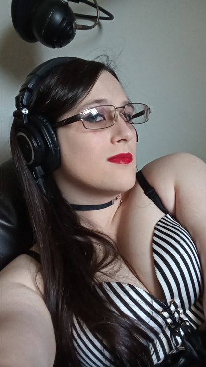 riellepeddler OnlyFans picture