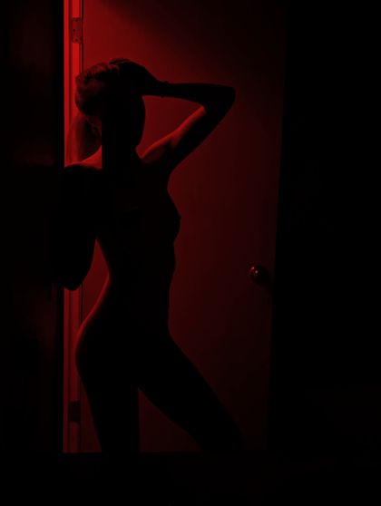 neon.nikkii OnlyFans picture