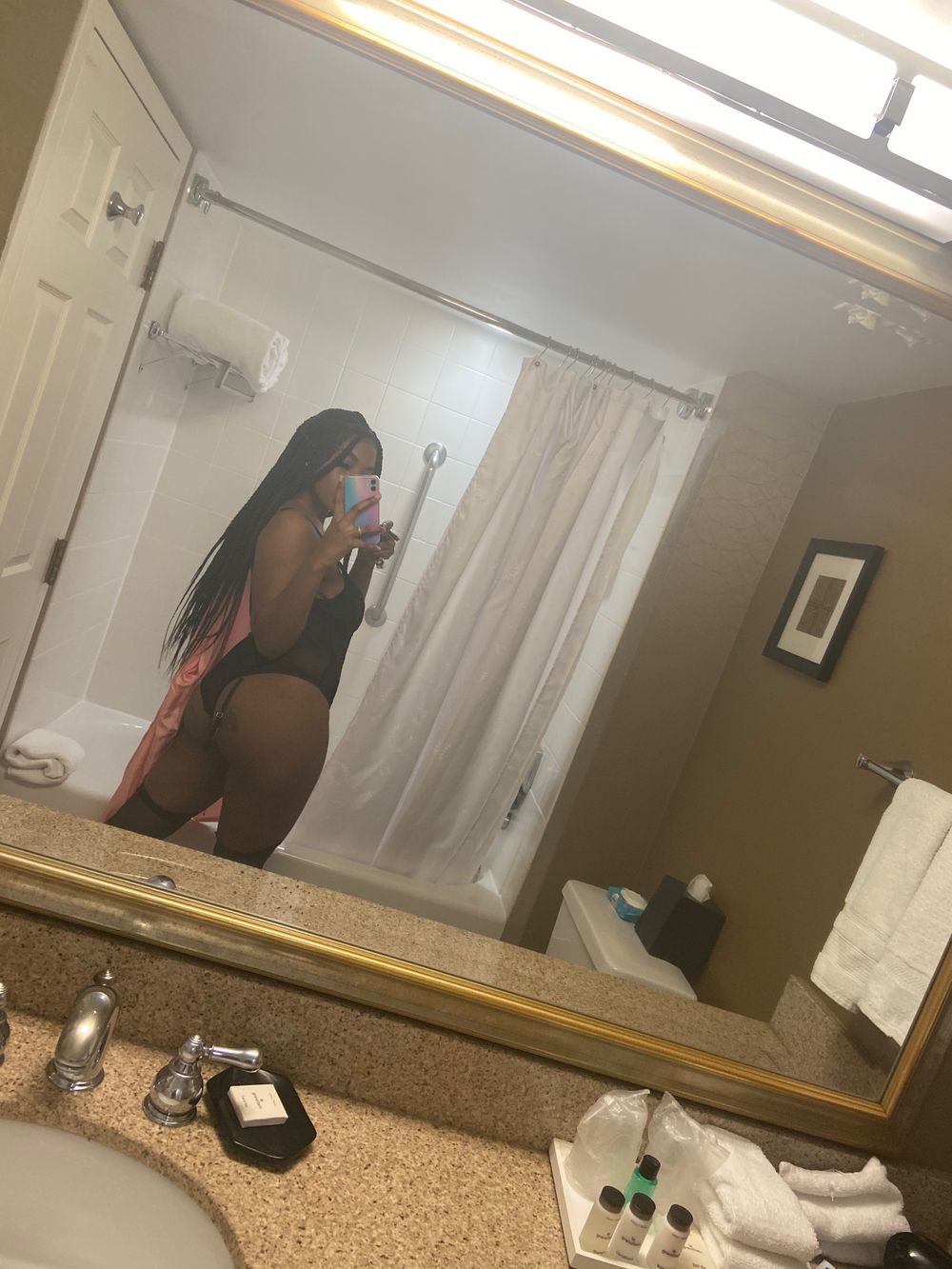 nique2wicee OnlyFans - Free Trial - XXX Photos | FansMetrics.com