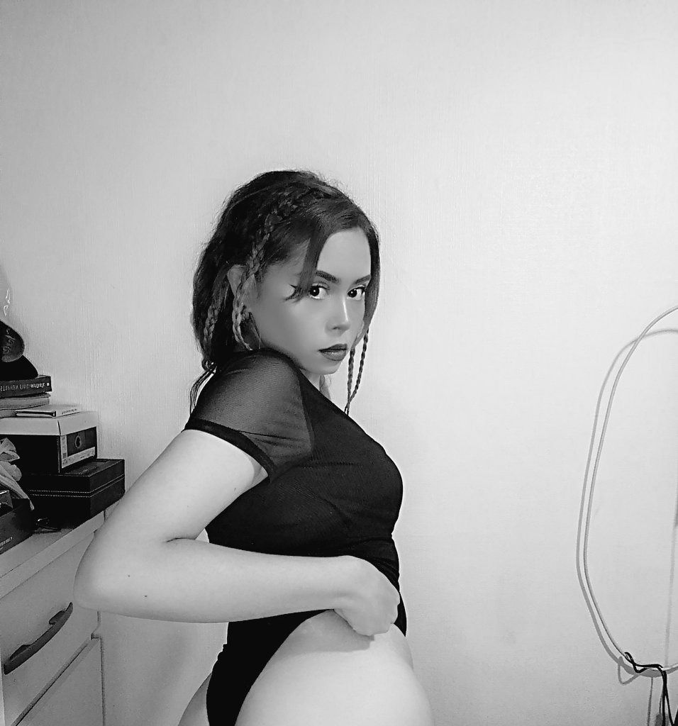 connietanzaa OnlyFans profile picture