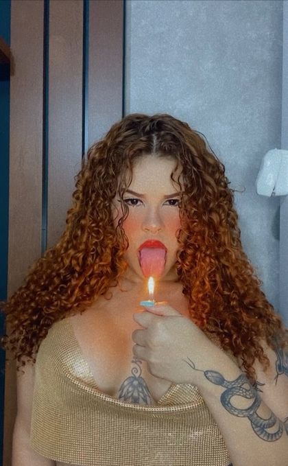 annecaron OnlyFans picture