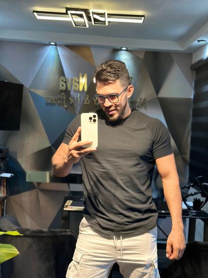 yasser.nava OnlyFans picture
