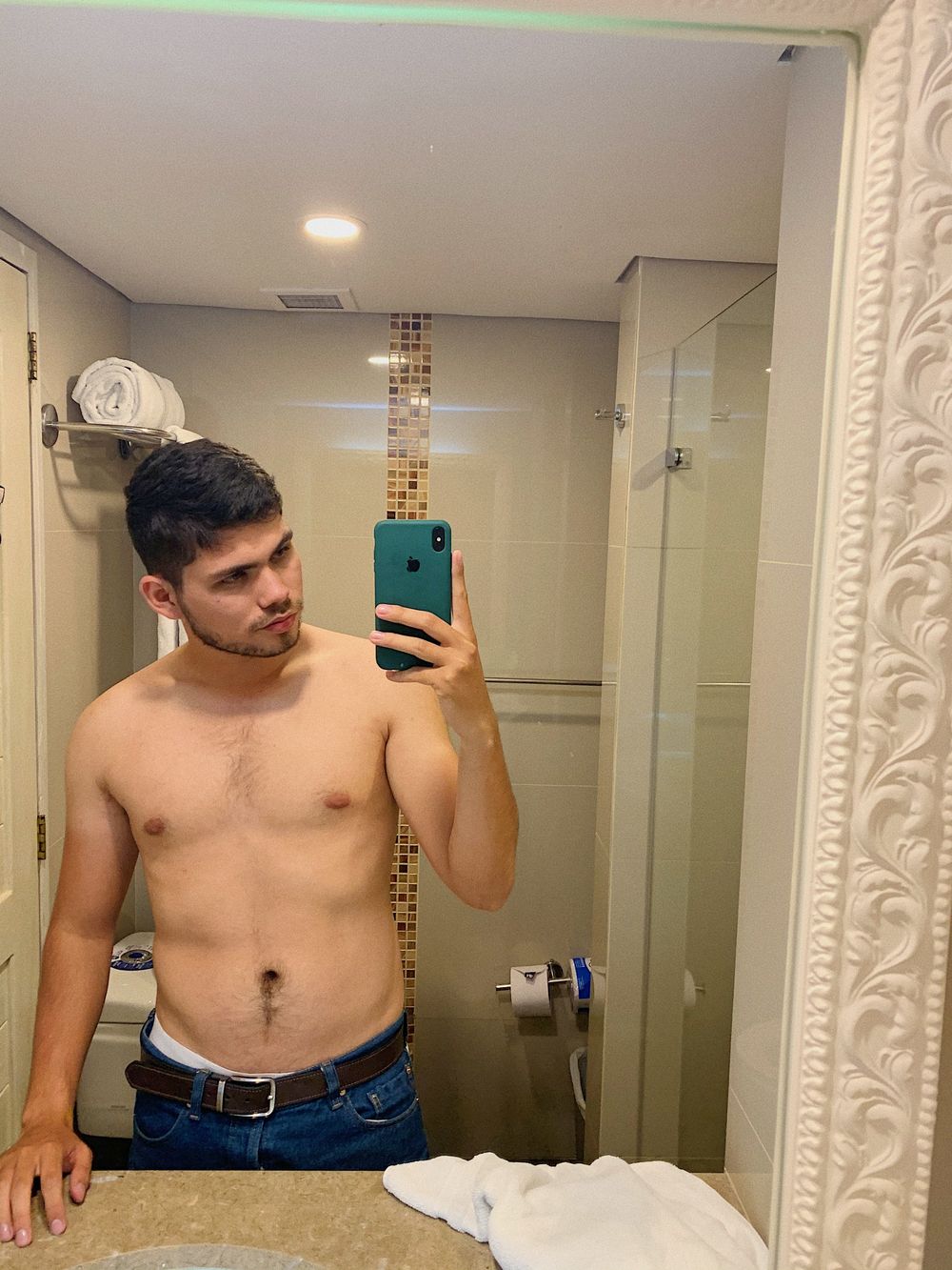 andrewleni OnlyFans profile picture