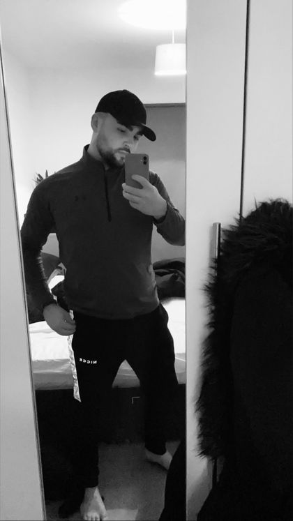 kieranschlong OnlyFans picture