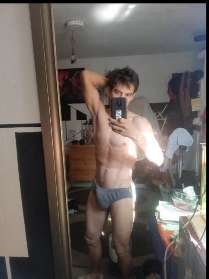 yerat OnlyFans picture