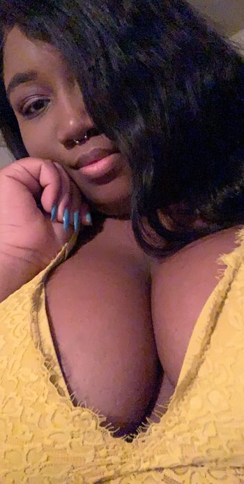 Chubby Dom Chrissy