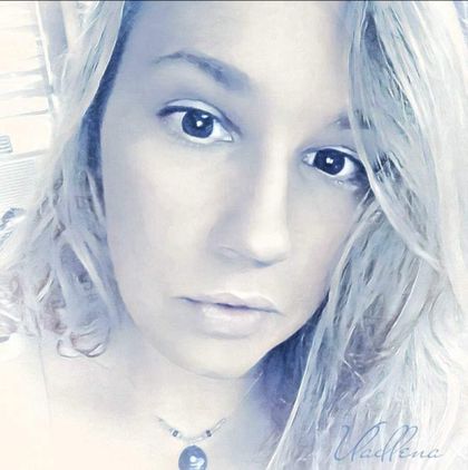 hangwithbeth OnlyFans picture