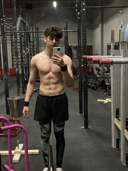 alexhoushan OnlyFans picture
