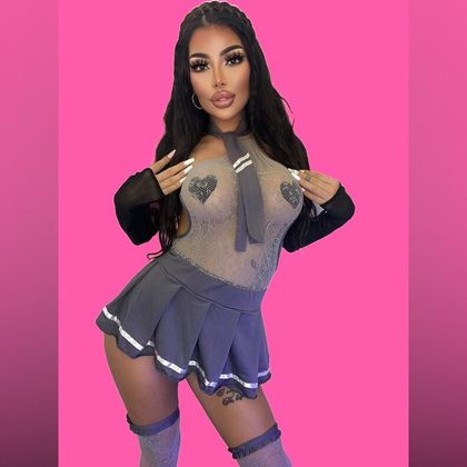 111brunettebarbie OnlyFans picture