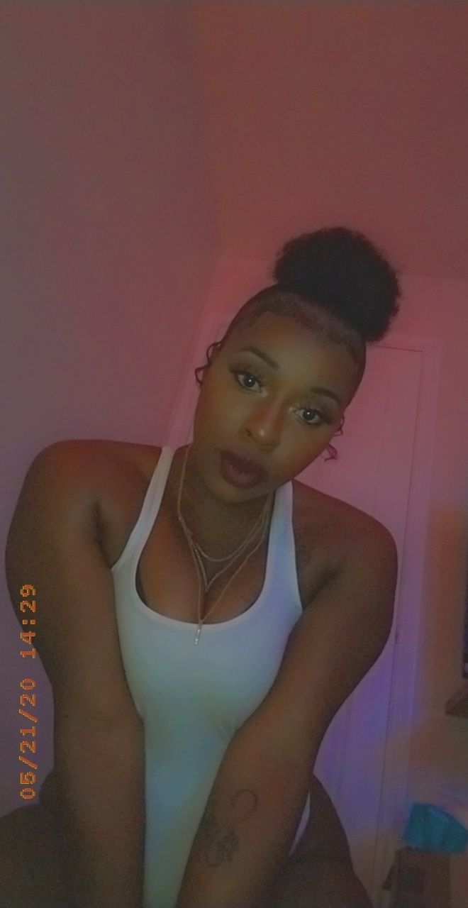 trinity1996 OnlyFans profile picture