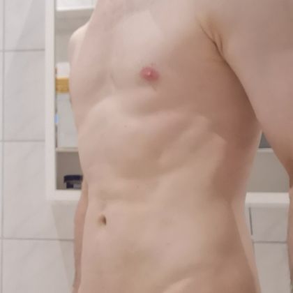 bestregards2412 OnlyFans picture