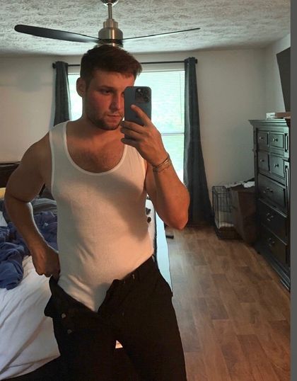 Best Jeffrey OnlyFans Accounts | FansMetrics.com