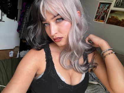aprilburps OnlyFans picture