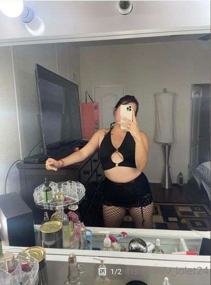v_iolet24 OnlyFans picture