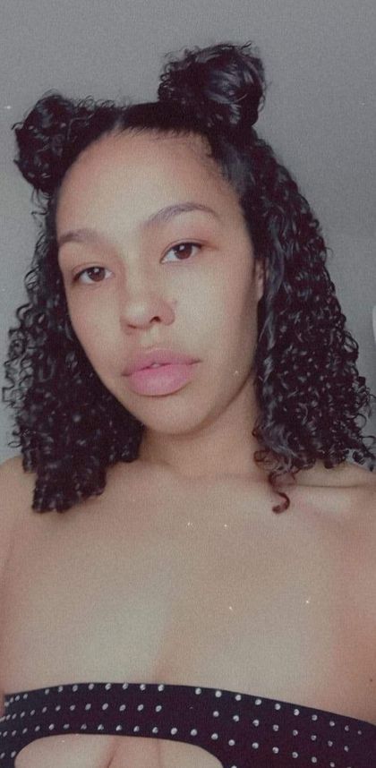 karmaaaxo OnlyFans picture