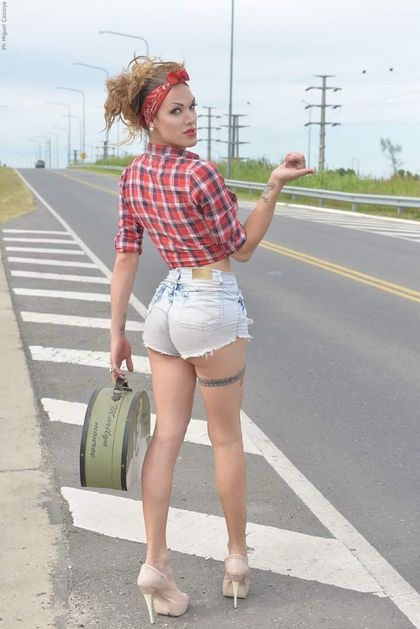 madamelalarouge OnlyFans picture