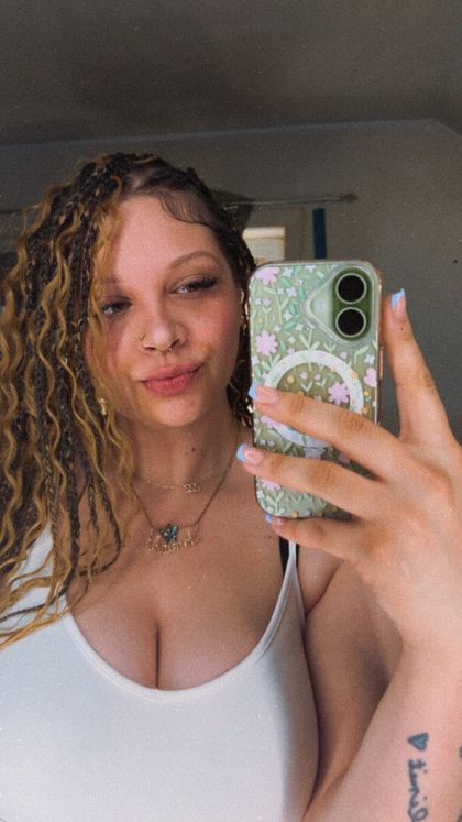 vibewithmea OnlyFans picture