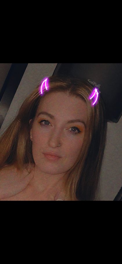 pawgwifeallison OnlyFans picture