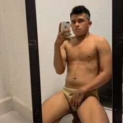 Best Izzi 08 OnlyFans Accounts | FansMetrics.com