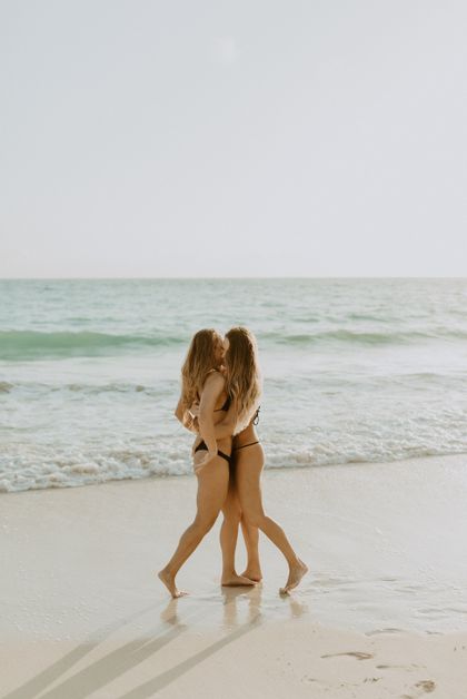 justacoupleoffitgirls OnlyFans picture