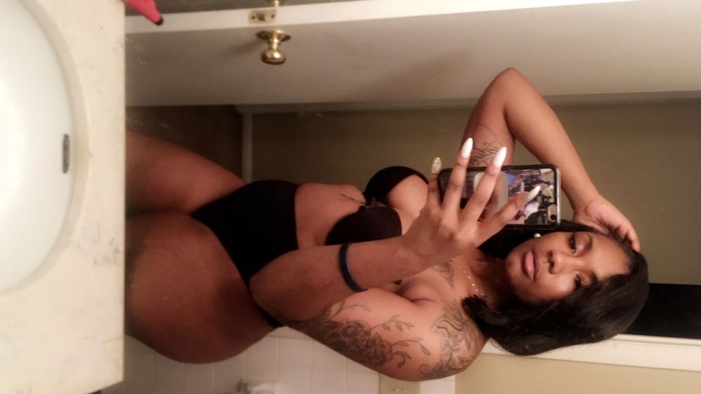 ladonya OnlyFans profile picture