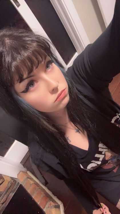 lilmissmoth OnlyFans picture