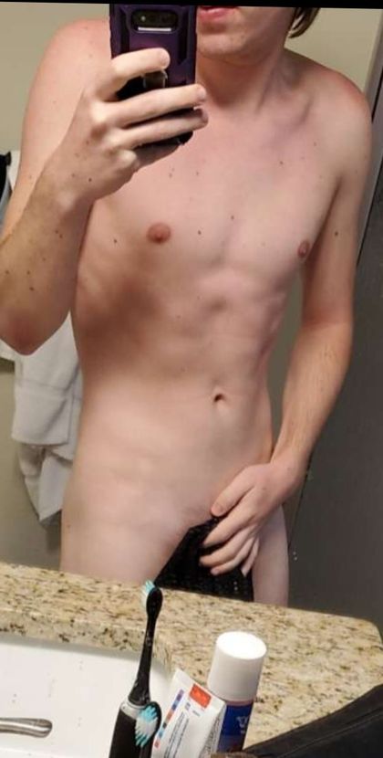 hungbrokeboy OnlyFans picture