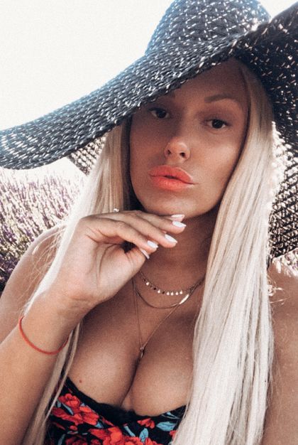 elina_manguson OnlyFans picture