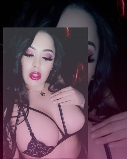 carolina_tugatitaoficial OnlyFans picture