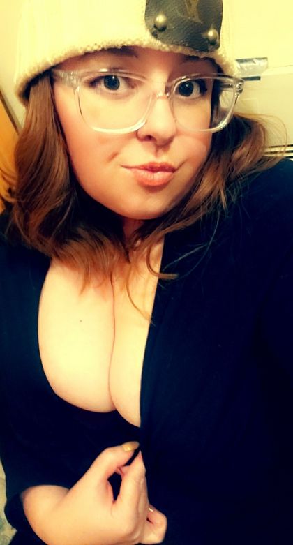 fieryredhead1990 OnlyFans picture