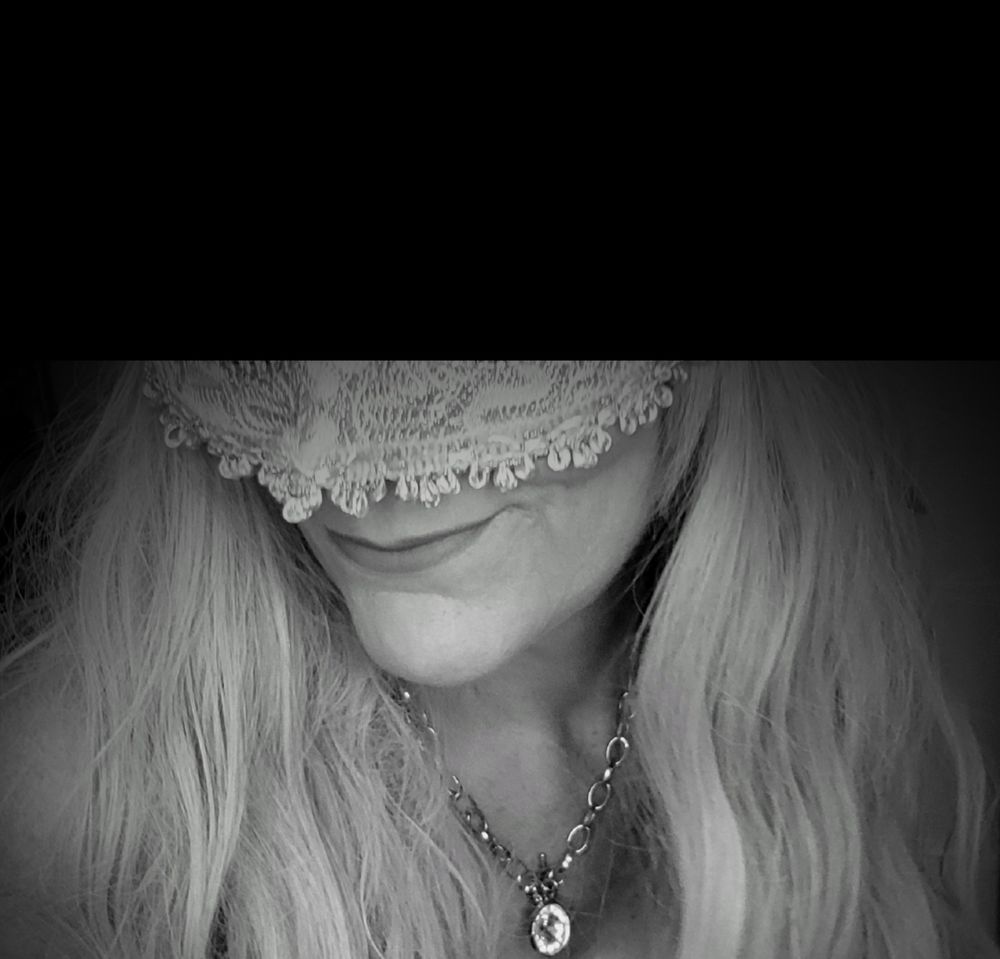 bella.cougar OnlyFans profile picture