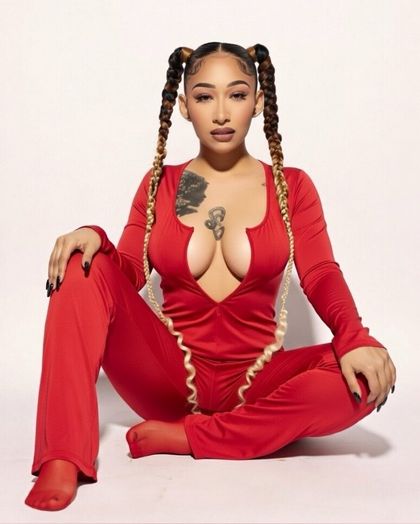 thereallovex OnlyFans picture