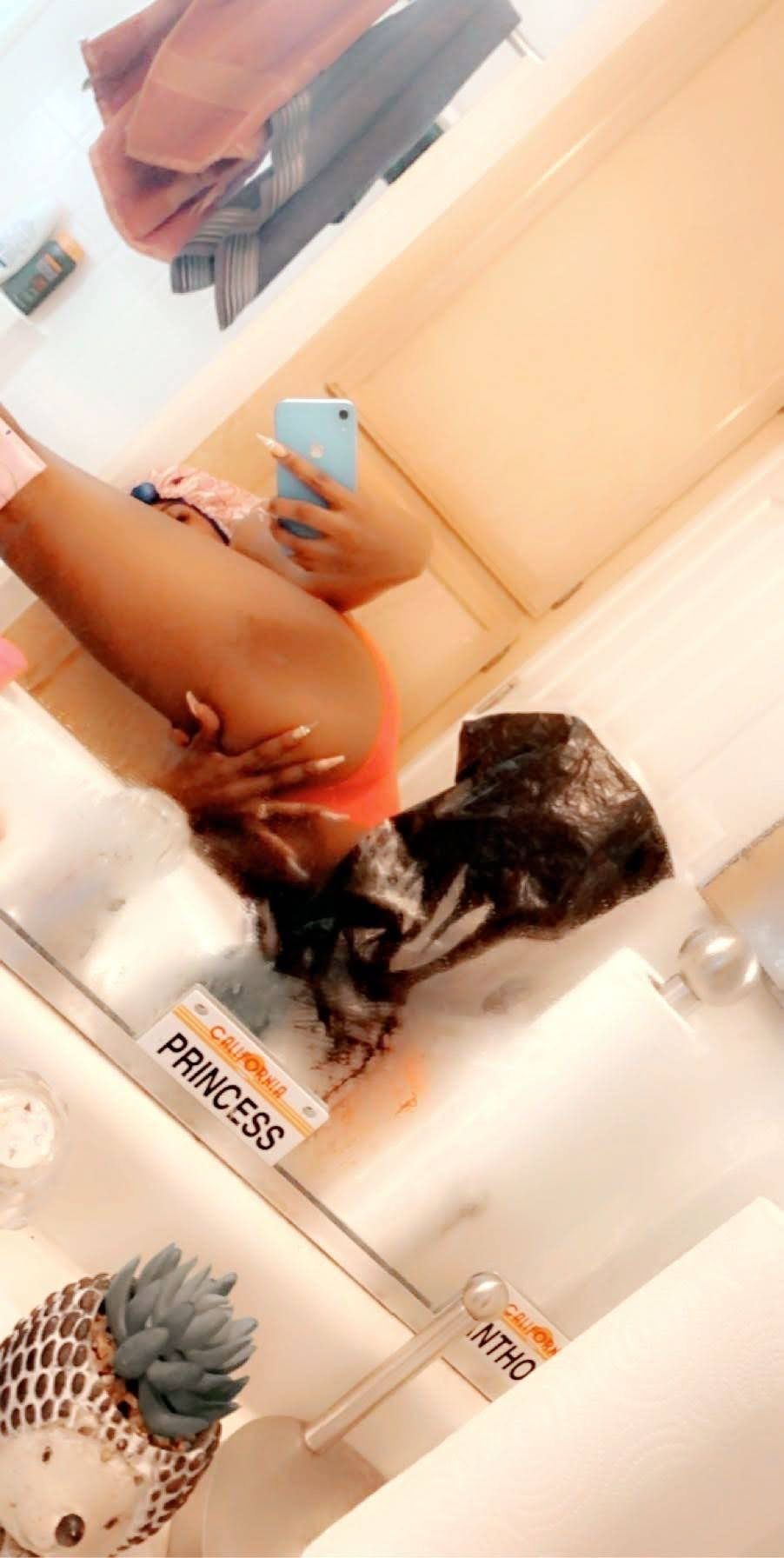 raw_chocolate.nuna OnlyFans profile picture