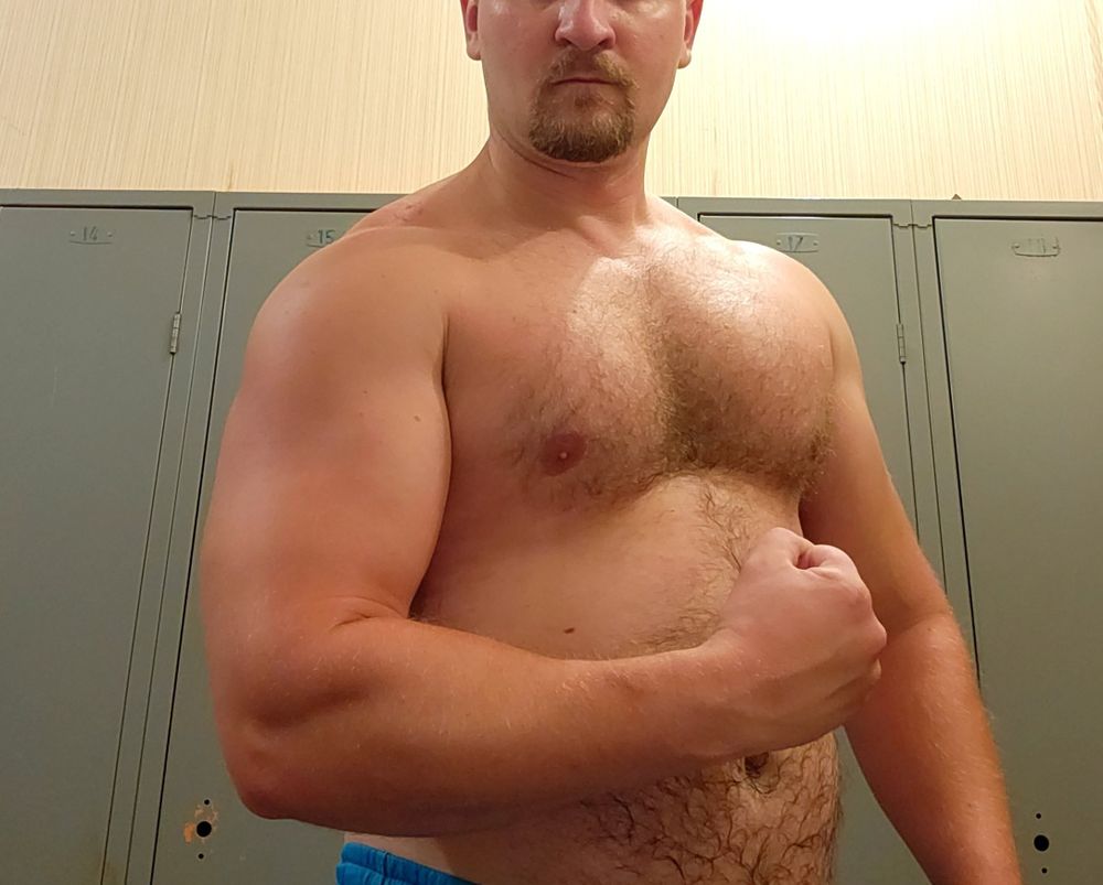 hellahowifehubby OnlyFans profile picture