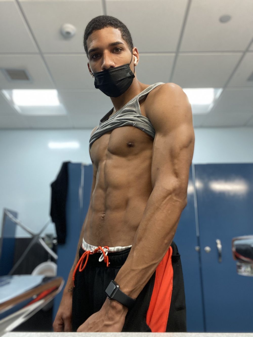 aussttiin OnlyFans profile picture