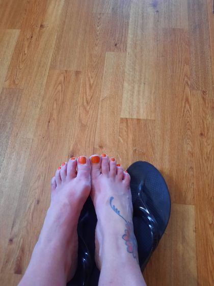 erotic.feet OnlyFans picture