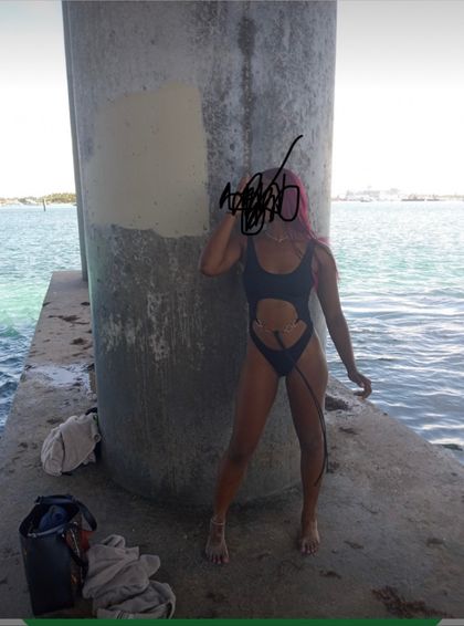 sexyyblxck OnlyFans picture