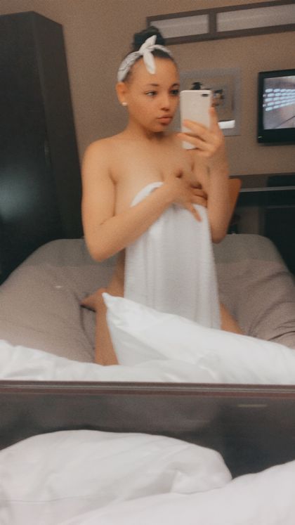 layllaayy OnlyFans picture