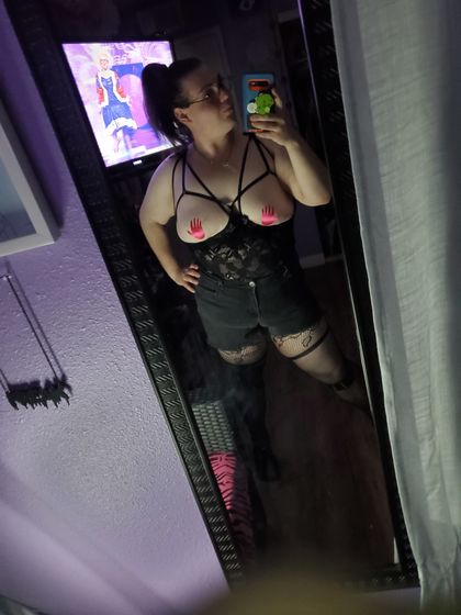 letmeworshipbulges OnlyFans picture