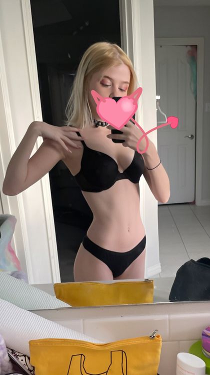 eveestarr18 OnlyFans picture