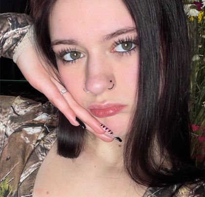 lilyhasasecret OnlyFans picture