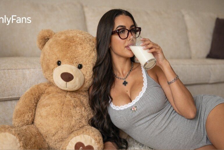 miafallsvip OnlyFans profile picture