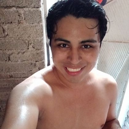 elchicoescarlat01 OnlyFans picture