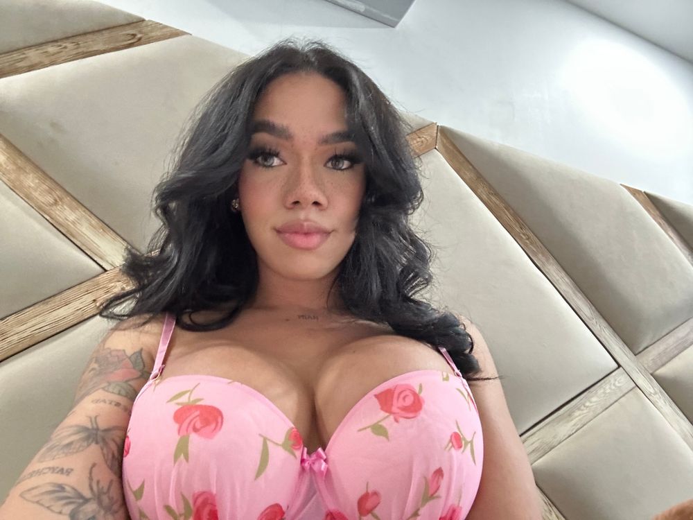 miahcatalinaa OnlyFans profile picture