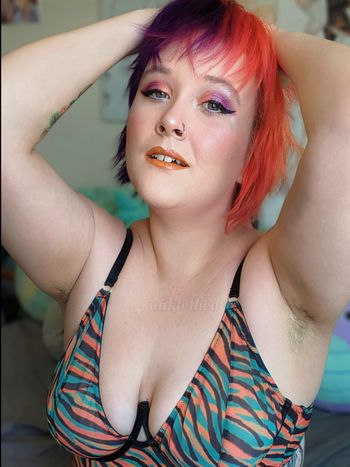 FREE Curvy Nerdy GF