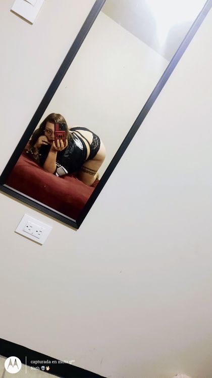natharguelles OnlyFans picture