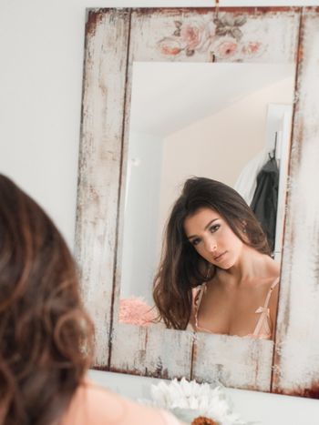 Leah gotti profile